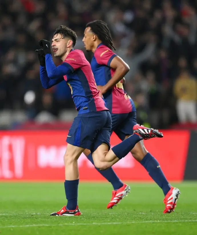 包含赛后国王杯焦点战，萨克拉门托国王单刀错失，悬念犹存，轮换策略成焦点的词条-英雄联盟赔率